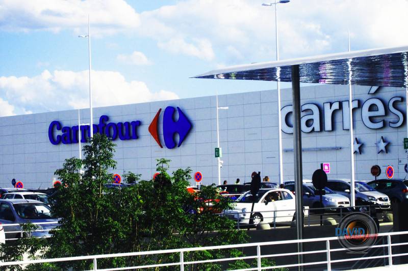Une comédie musical qui décoiffe pour le Carrefour de Lieusaint au centre commercial Carré Sénart