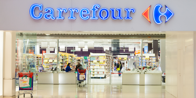 Les employés du Carrefour de Bercy charmés par notre représentation